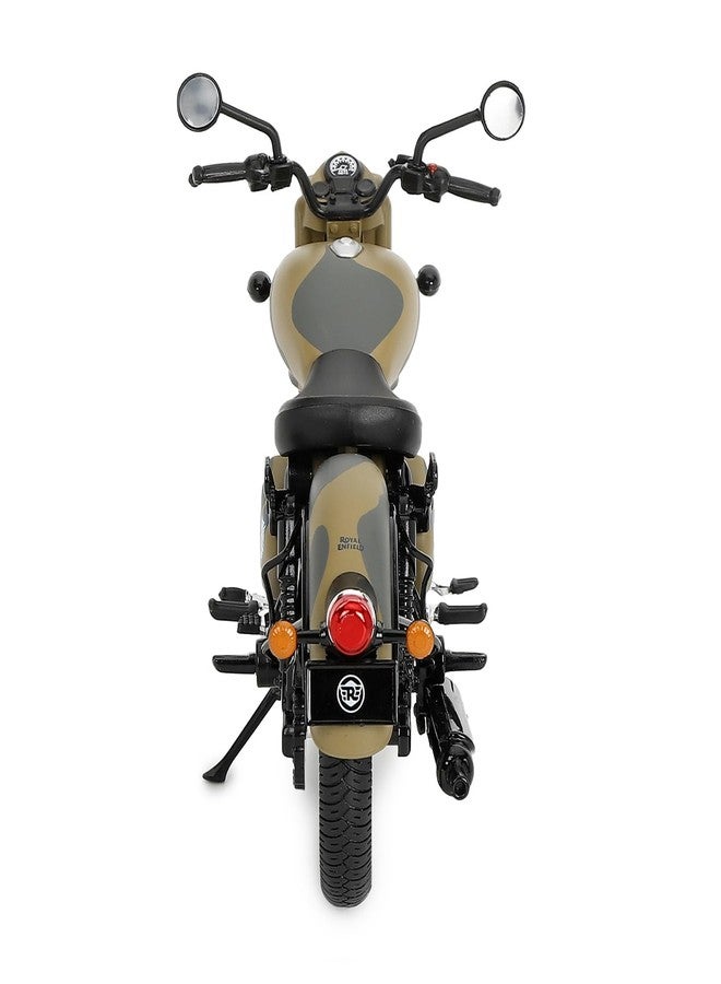 Royal Enfield دراجة رويال إنفيلد نيو كلاسيك 350 نموذج مصغر | 1:12 | مرايا جانبية | عجلات دوارة بحرية | مقود قابل للتوجيه | نظام تعليق خلفي وحامل جانبي يعملان | لون رملي كوماندو - Image 5
